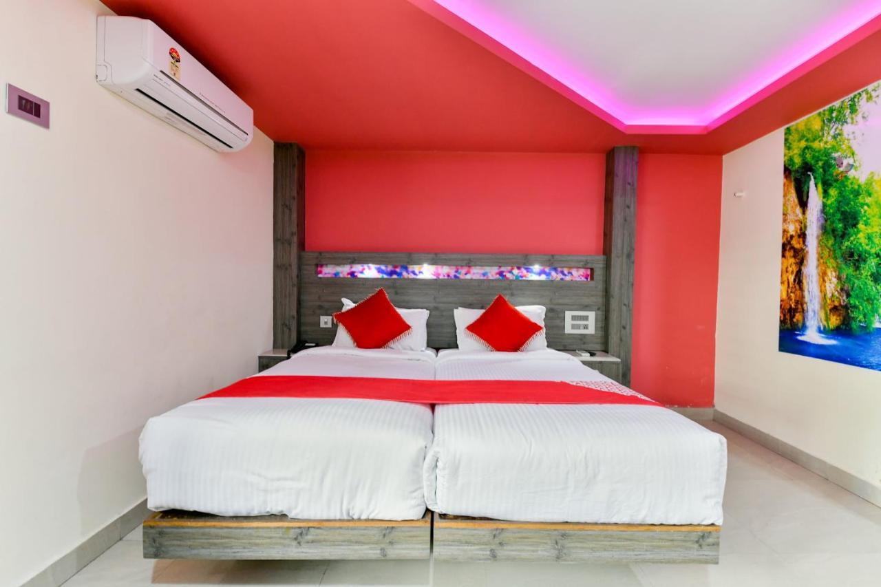 OYO 1889 Hotel AJ Park Alappuzha Kamer foto