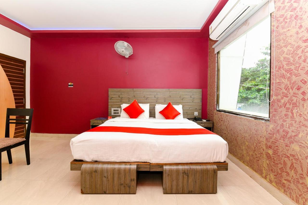 OYO 1889 Hotel AJ Park Alappuzha Buitenkant foto